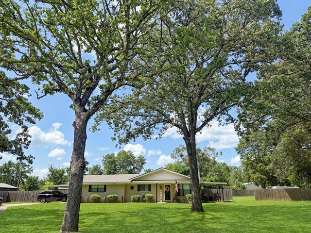 253 County Road 2425, Mineola, TX 75773