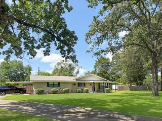 253 County Road 2425, Mineola, TX 75773