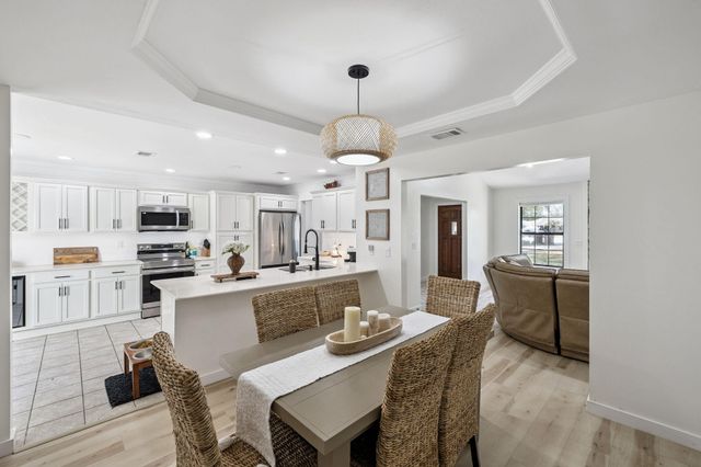 124 Meadow Woods Lane, Niceville, FL 32578