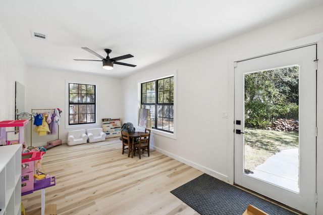 124 Meadow Woods Lane, Niceville, FL 32578