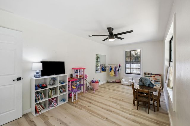 124 Meadow Woods Lane, Niceville, FL 32578