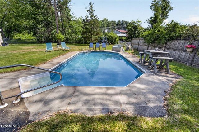 319 Dixon Road, Queensbury, NY 12804
