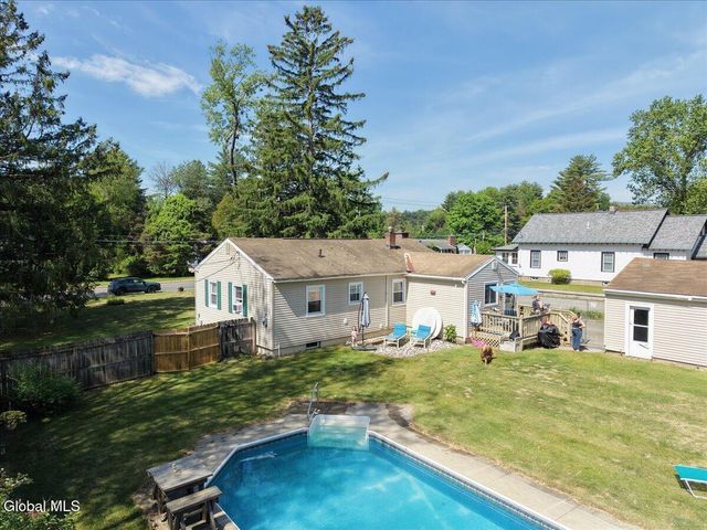 319 Dixon Road, Queensbury, NY 12804