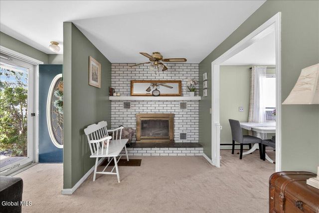319 Dixon Road, Queensbury, NY 12804