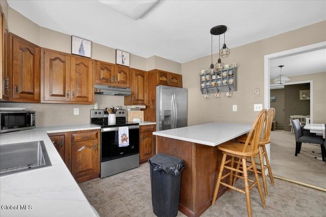 319 Dixon Road, Queensbury, NY 12804