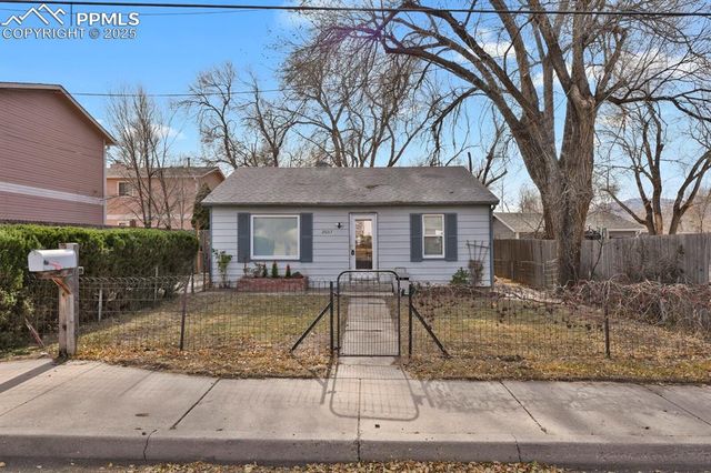 2607 E Dale Street, Colorado Springs, CO 80909