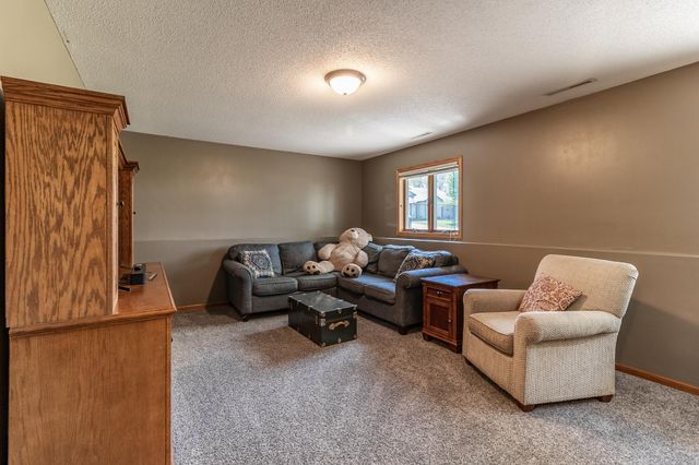 1403 5th Avenue N, Sartell, MN 56377