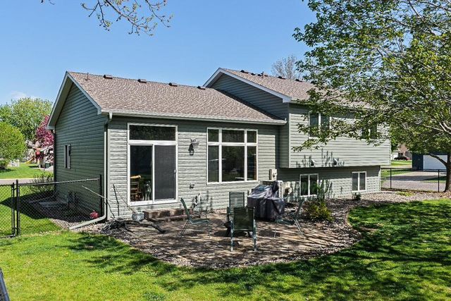1403 5th Avenue N, Sartell, MN 56377