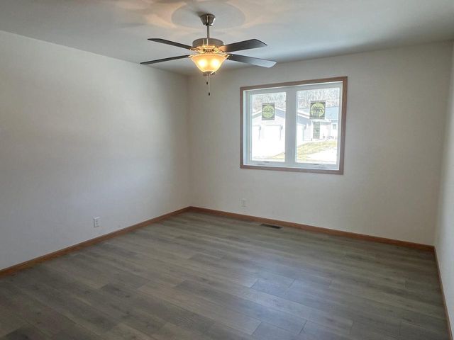 62135 Sugar Loaf Trail, Prairie Du Chien, WI 53821