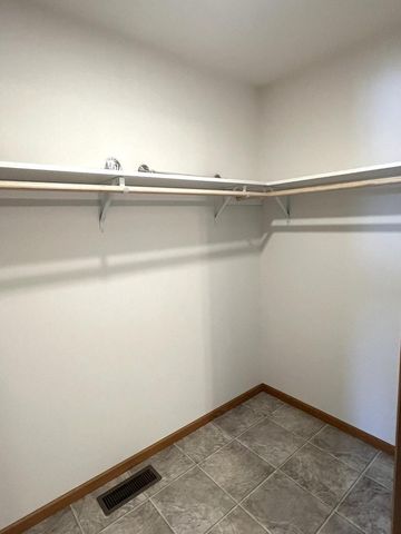 62135 Sugar Loaf Trail, Prairie Du Chien, WI 53821