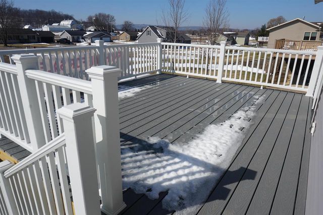 62135 Sugar Loaf Trail, Prairie Du Chien, WI 53821