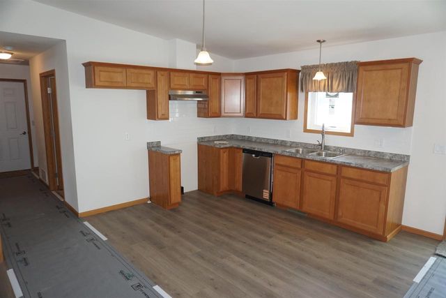 62135 Sugar Loaf Trail, Prairie Du Chien, WI 53821