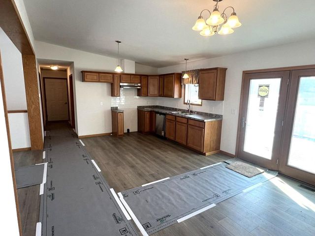 62135 Sugar Loaf Trail, Prairie Du Chien, WI 53821