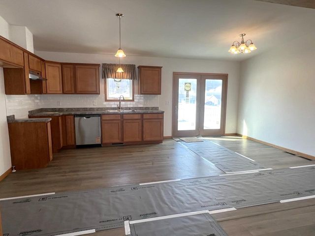 62135 Sugar Loaf Trail, Prairie Du Chien, WI 53821