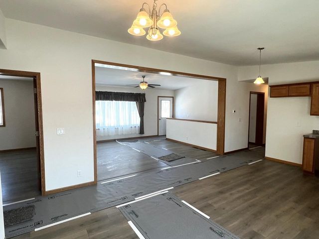 62135 Sugar Loaf Trail, Prairie Du Chien, WI 53821