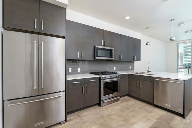 222 West Ave 1603, Austin, TX 78701