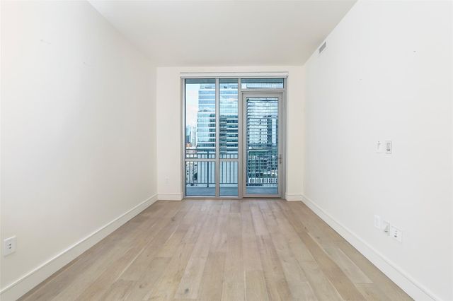 222 West Ave 1603, Austin, TX 78701