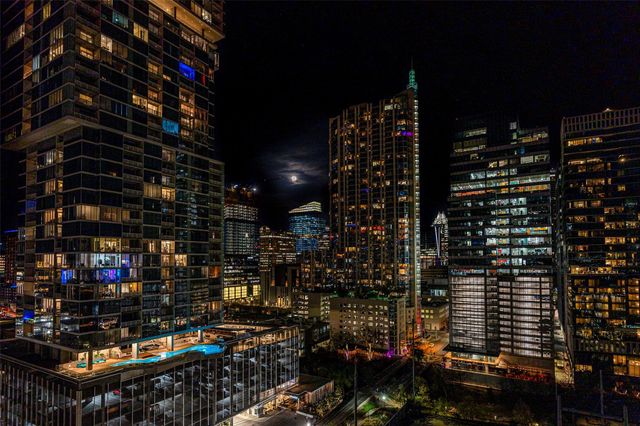222 West Ave 1603, Austin, TX 78701