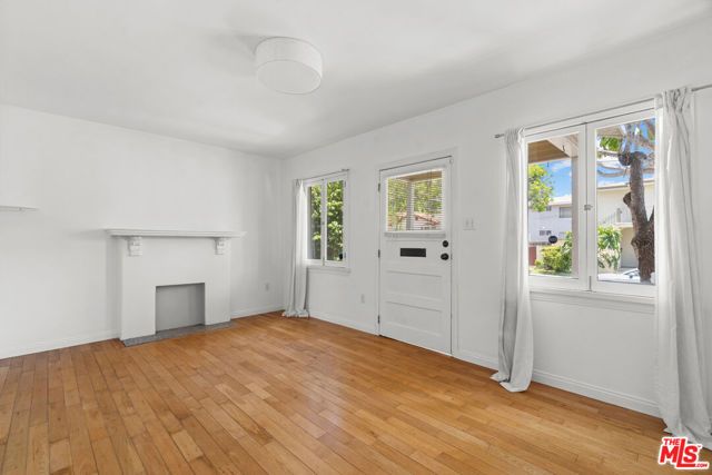 1823 Delaware Avenue, Santa Monica, CA 90404