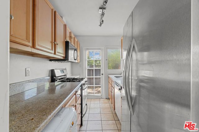 1823 Delaware Avenue, Santa Monica, CA 90404
