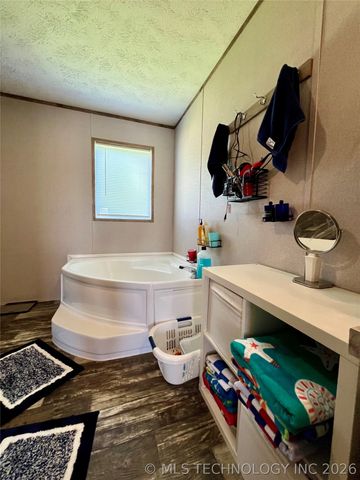 14068 Pond View Drive, Kingston, OK 73439