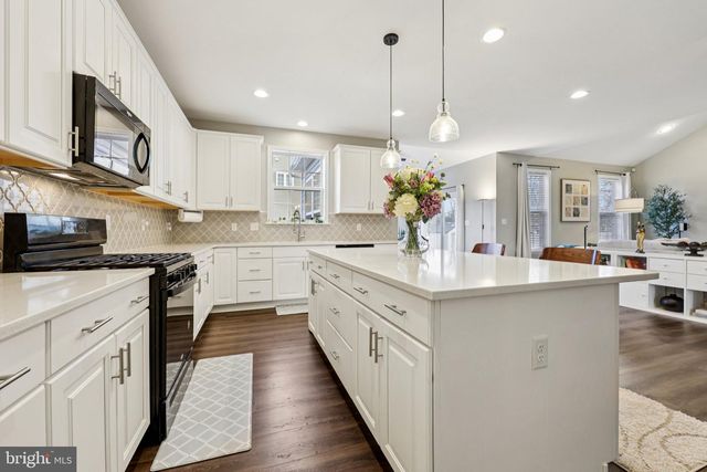 101 SOVEREIGN CT, Winchester, VA 22602