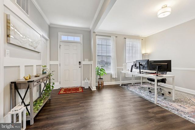 101 SOVEREIGN CT, Winchester, VA 22602