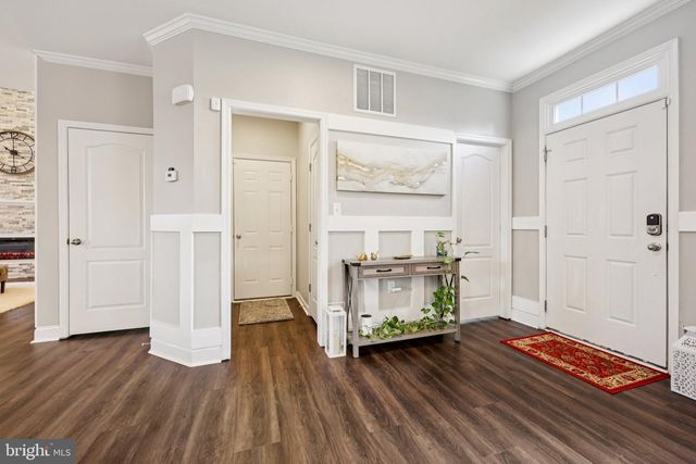 101 SOVEREIGN CT, Winchester, VA 22602