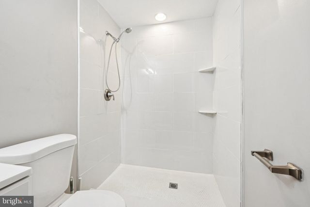 101 SOVEREIGN CT, Winchester, VA 22602