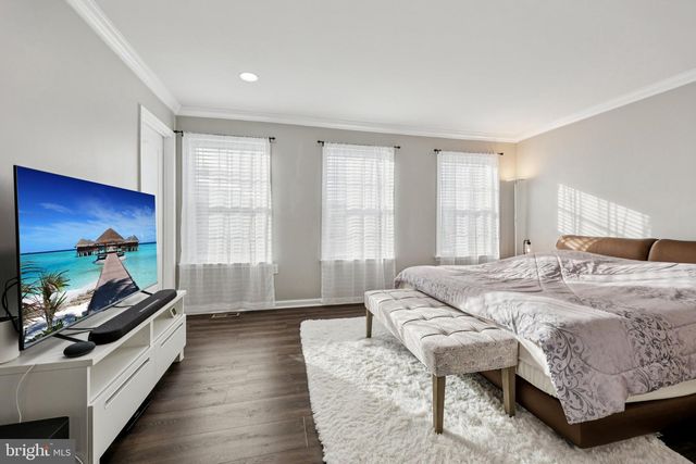 101 SOVEREIGN CT, Winchester, VA 22602