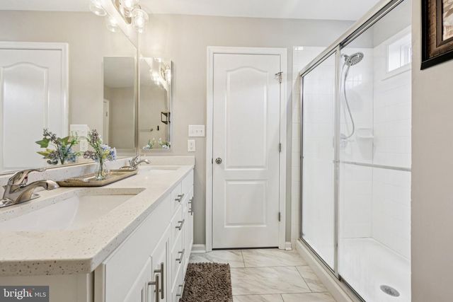 101 SOVEREIGN CT, Winchester, VA 22602