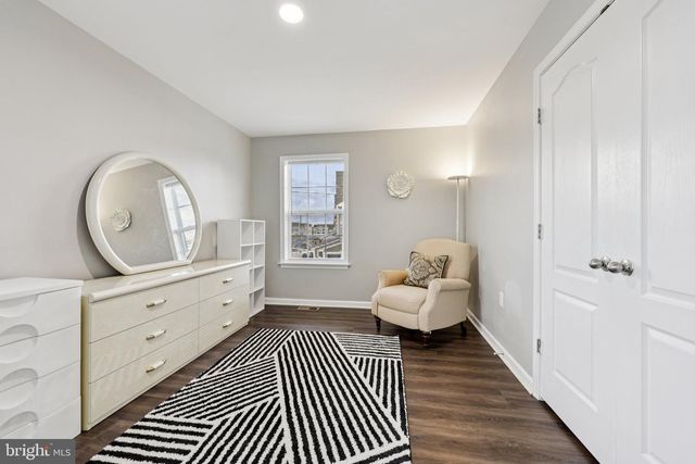 101 SOVEREIGN CT, Winchester, VA 22602