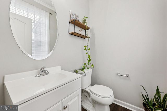 101 SOVEREIGN CT, Winchester, VA 22602