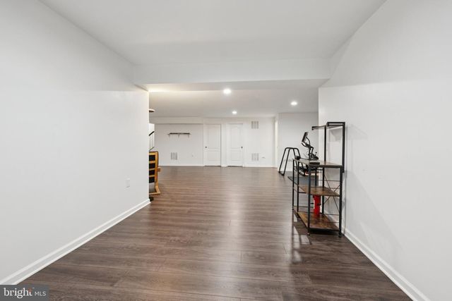 101 SOVEREIGN CT, Winchester, VA 22602