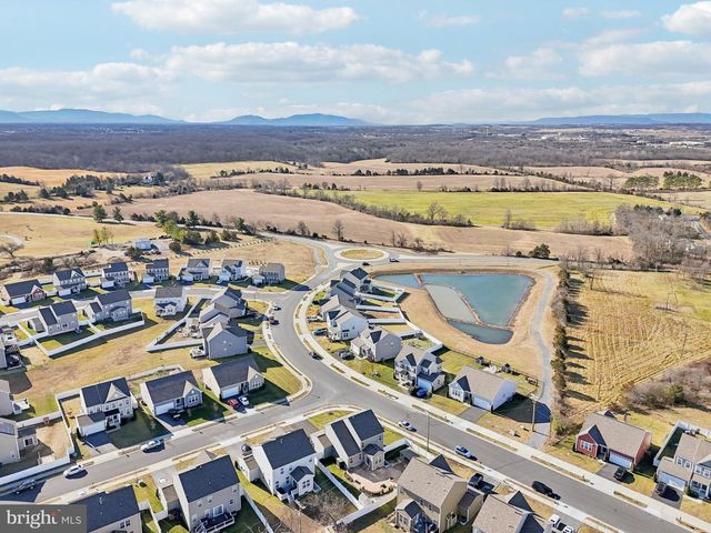 101 SOVEREIGN CT, Winchester, VA 22602