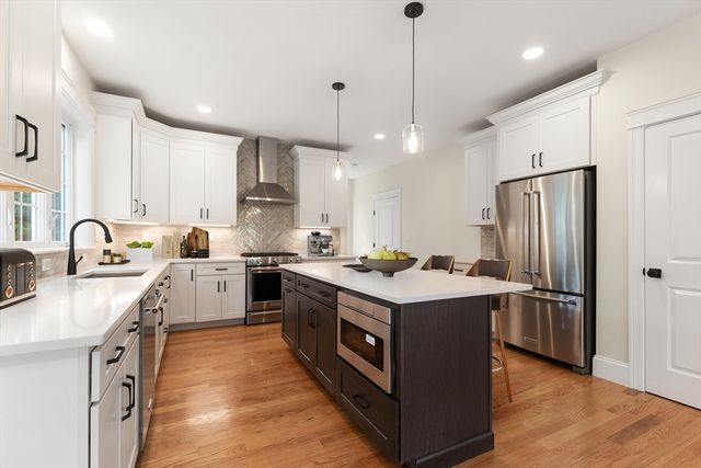 31 Wilson St, Medford, MA 02155