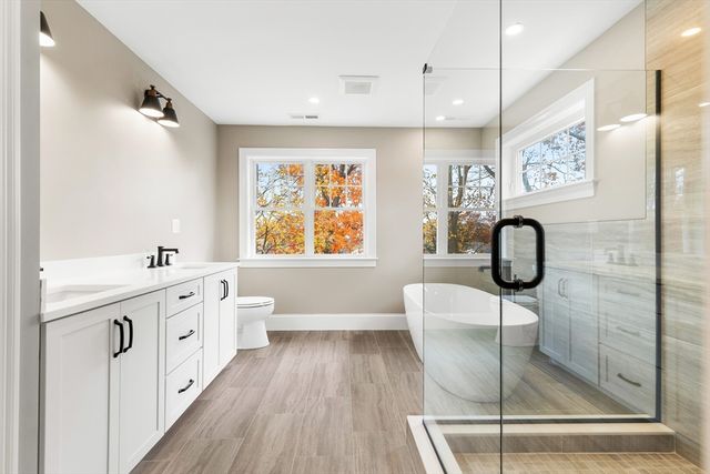 31 Wilson St, Medford, MA 02155