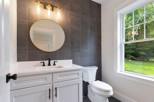 31 Wilson St, Medford, MA 02155