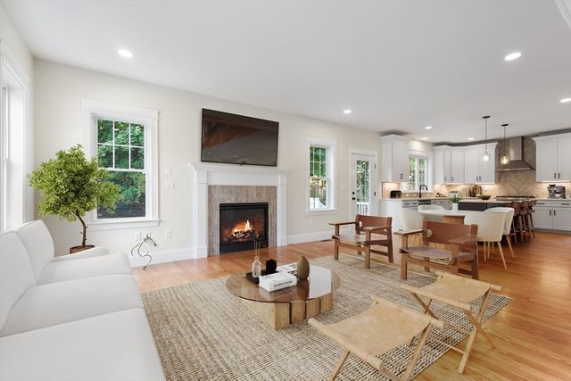 31 Wilson St, Medford, MA 02155