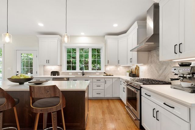 31 Wilson St, Medford, MA 02155