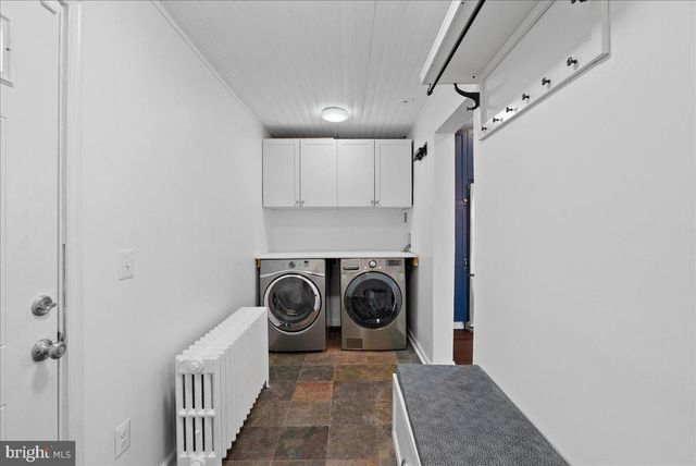 4252 CLAY ST NE, Washington, DC 20019