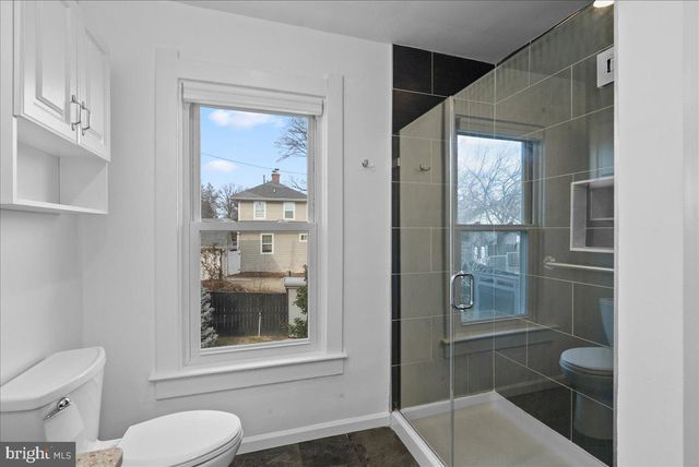 4252 CLAY ST NE, Washington, DC 20019