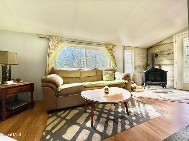 268 Glasshouse Creek Road, Day, NY 12835