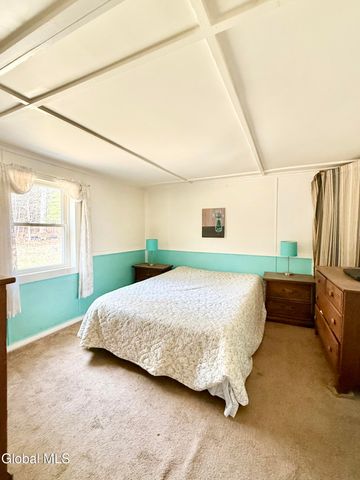 268 Glasshouse Creek Road, Day, NY 12835