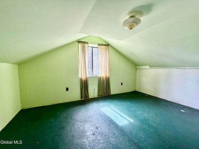 268 Glasshouse Creek Road, Day, NY 12835
