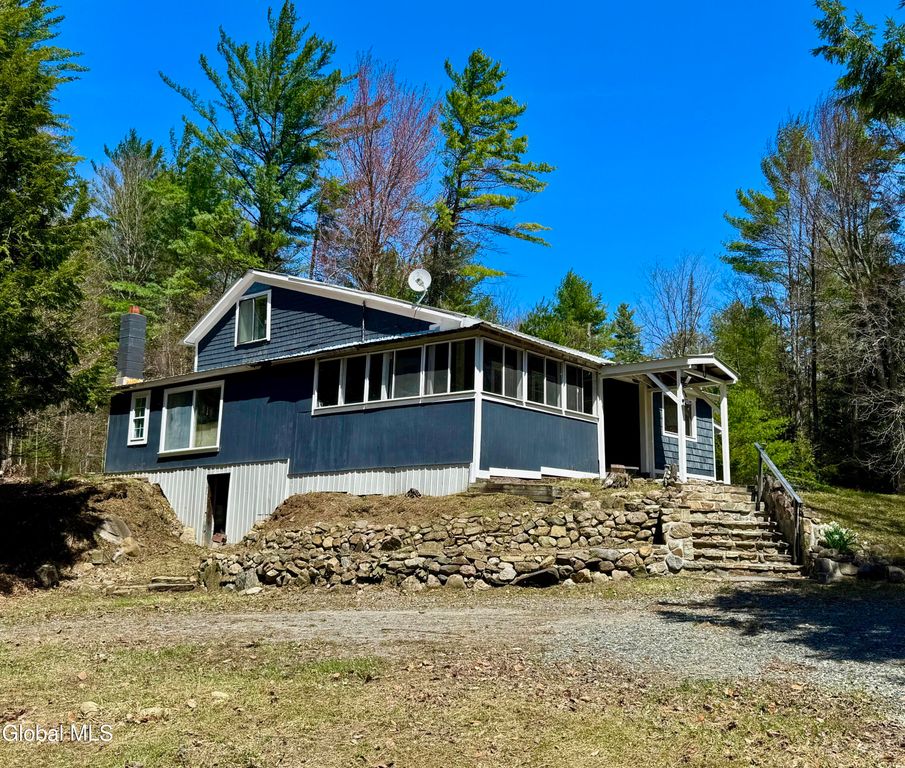 268 Glasshouse Creek Road, Day, NY 12835