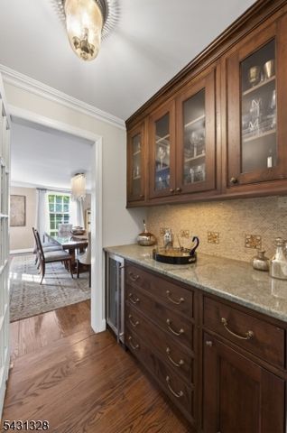 14 Cross Gates, Millburn Twp., NJ 07078