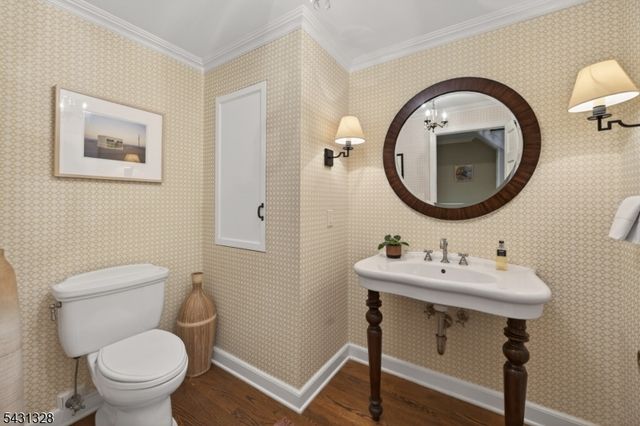 14 Cross Gates, Millburn Twp., NJ 07078