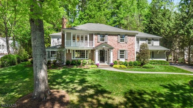 14 Cross Gates, Millburn Twp., NJ 07078