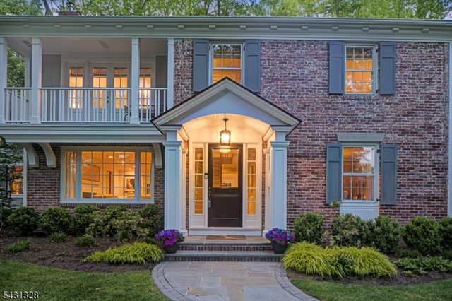 14 Cross Gates, Millburn Twp., NJ 07078